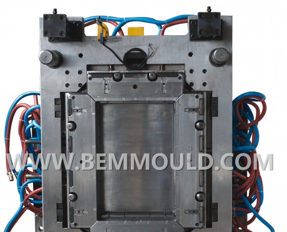 CONTAINER MOULD